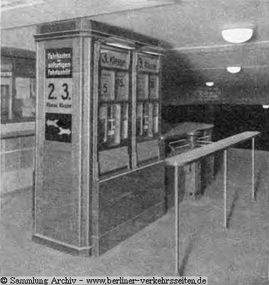 1926: Automatisches Drehkreuz U-Bhf. Hermannplatz