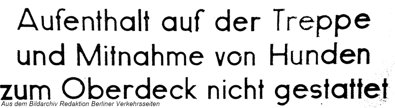 Hinweis im Treppenbereich der DE-Fahrzeuge