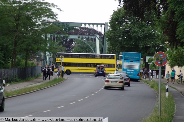 Wagen 3679 vor der Glienicker Brcke