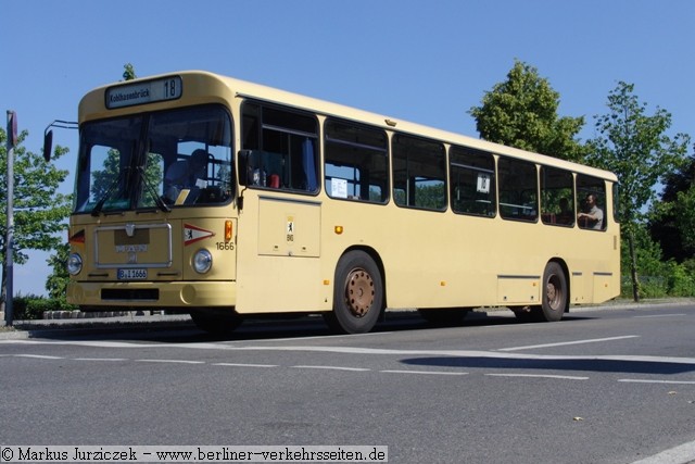 Wagen 1666 auf Linie 18