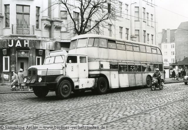 1965: DoSa Sattelschlepper (Musterfahrzeug)