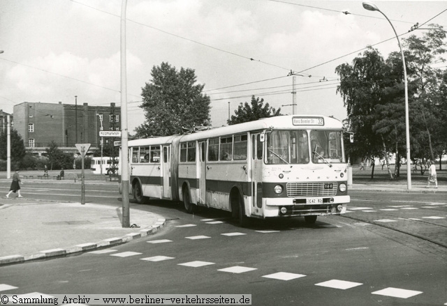 1970: Ikarus 180.22 Wagen 271