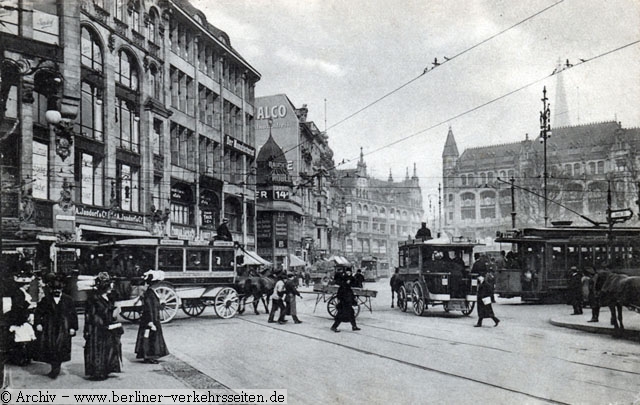Spittelmarkt (1909): Einst ein wichtiger Verkehrsknotenpunkt zwischen Omnibus und Straenbahn