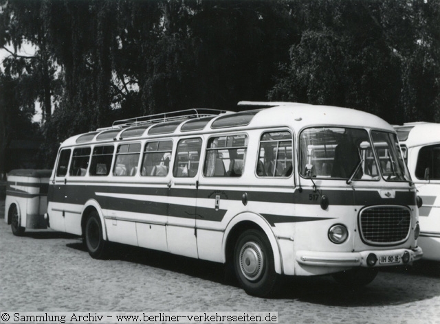 1968/8: Skoda 706 RTO mit Gepäckanhaenger Reiseverkehr (Bildnutzung  wie alle Bilder aus diesem Webwerk nur für www.b-v-s.berlin zugestimmt)