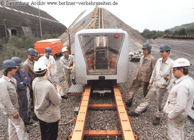 Fahrzeug zur Personenbefrderung im Bergwerk: Magnetbahn- Technologie fr den Steinkohleabbau (Germany 1990)