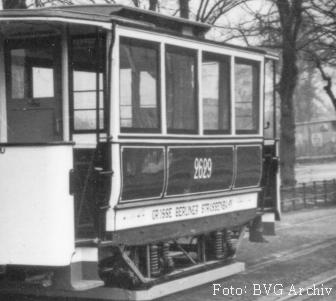 Straßenbahnwagen 2629 im Jahr 1965 zur Parade "100 Jahre Strassenbahn in Berlin"
