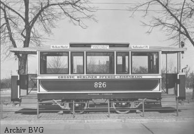 Pferdebahnwagen 826 noch auf den Gleisen in Westberlin (1965) zum Jubiläum 100 Jahre Straßenbahn
