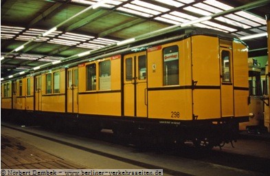 Beiwagen 298 in der britzer Wagenhalle, heute verschrottet