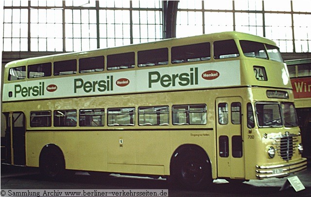 Wagen 700 (D2U) in der Wagenhalle Britz