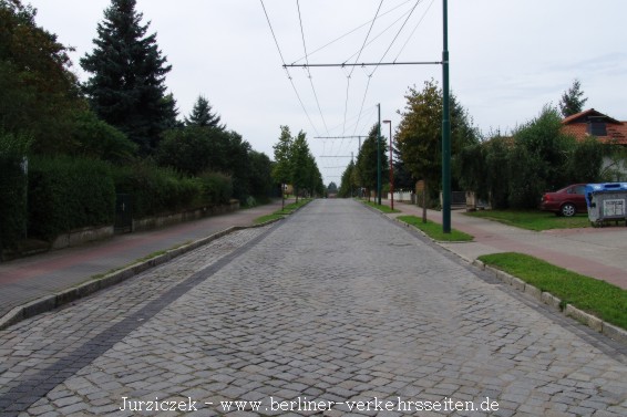 [Bild: Moderne_Fahrleitung_Obus.JPG]