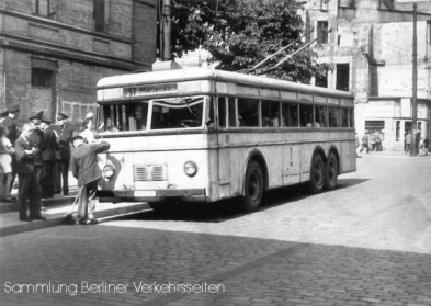 Wagen 1201 auf der Linie A97 1948