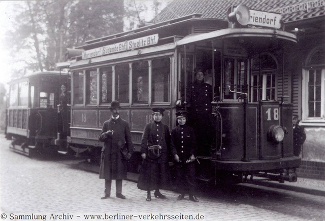 Bahnhof Steglitz mit Triebwagen 18