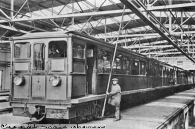 AI Triebwagen Nummer 17 in der Betriebswerkstatt Seestraße (1923)