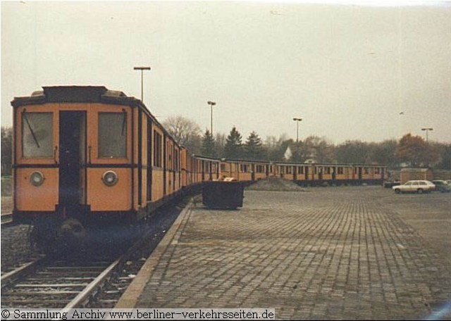 A2U zur Verschrottung in der Betriebswerkstatt Britz (1980)