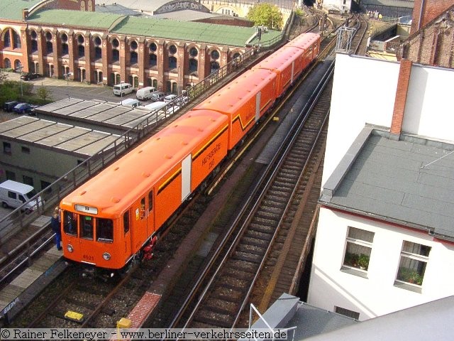 Fahrzeugschau am Gleisdreieck (2002 zu 100 Jahre U-Bahn in Deutschland)