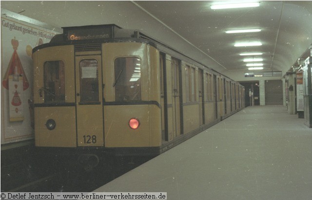 B2 Tw 128 L Ri Kehre Her 12-04-1978 Foto Detlef Jentzsch
