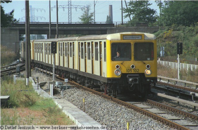 E III Tw 105 102  Biesdorf Sd 1988 Foto Detlef Jentzsch