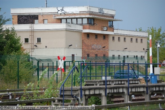 Stellwerksgebäude Bahnhof Hönow (2011)