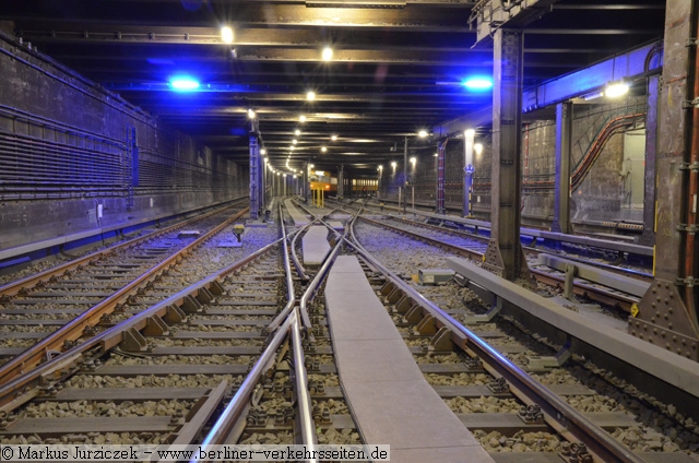 Blick in Hpo aus Richtung Schnleinstrae zum Hermannplatz (4/2015)