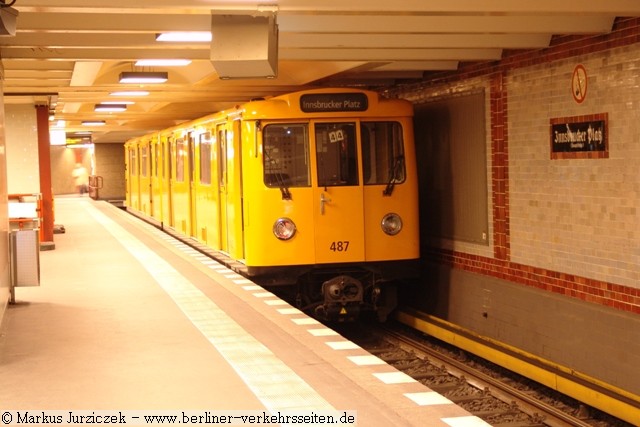Endstation vor dem Innsbrucker Platz: Am Bahnsteigende  steht seit 1971 der Gleisabschlu