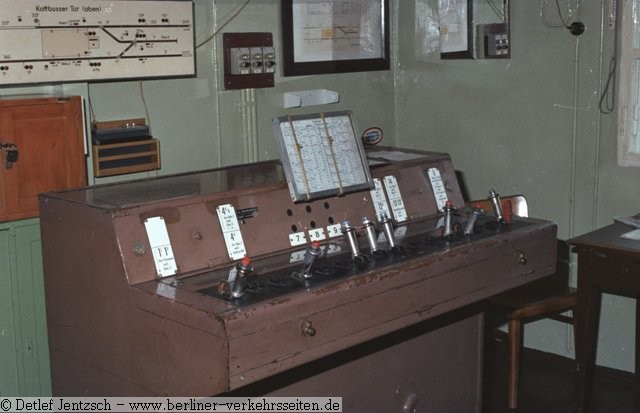 Stw._Kbo_Hebelbank_u._Fahrschautafel_26.07.1978