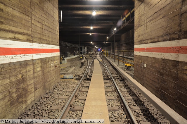 Weiche zum Abstellgleis im U-Bahnhof Mehringdamm