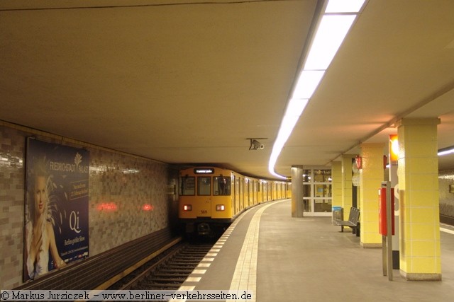 Nu_U3 zur Abfahrt nach Krumme Lanke
