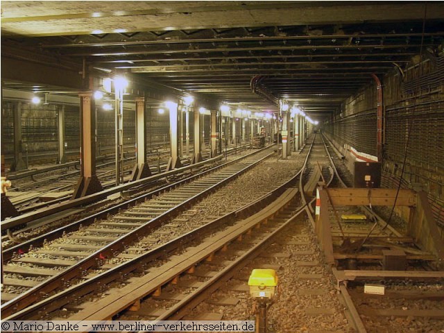 Nrdlicher Weichenbereich: rechts das Gleis zur Betriebswerkstatt (2/2010)