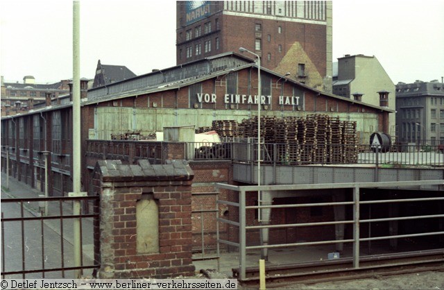 Warschauer Brucke Wagenhalle 25-06-1977 Foto Detlef Jentzsch