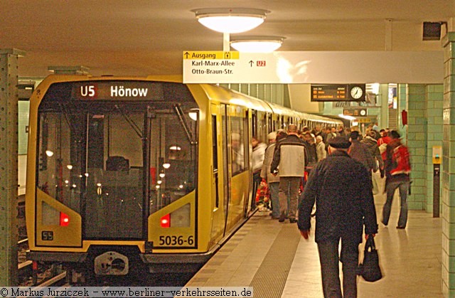 Heutiger konventioneller Betrieb auf der Berliner U-Bahn-Linie 5